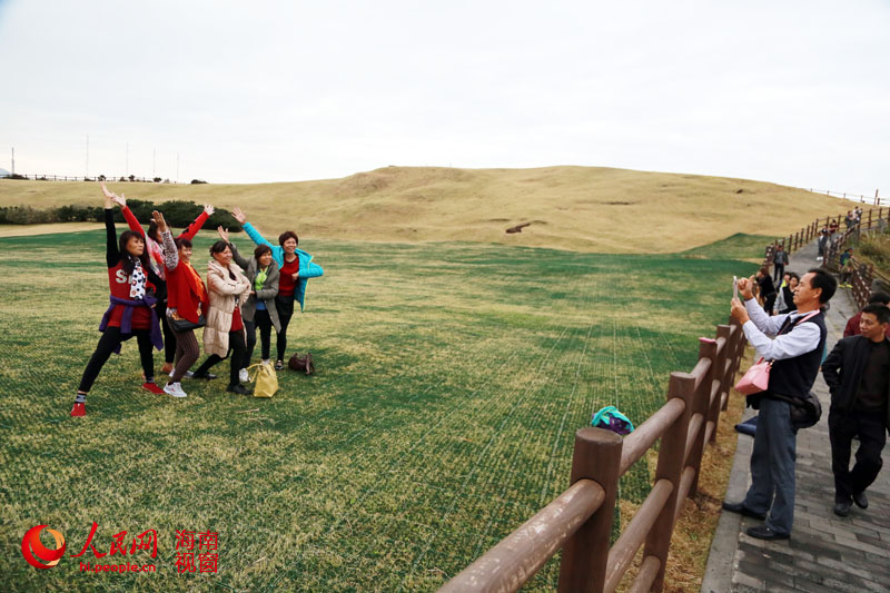 探訪濟州代表景點城山日出峰：中國游客眾多