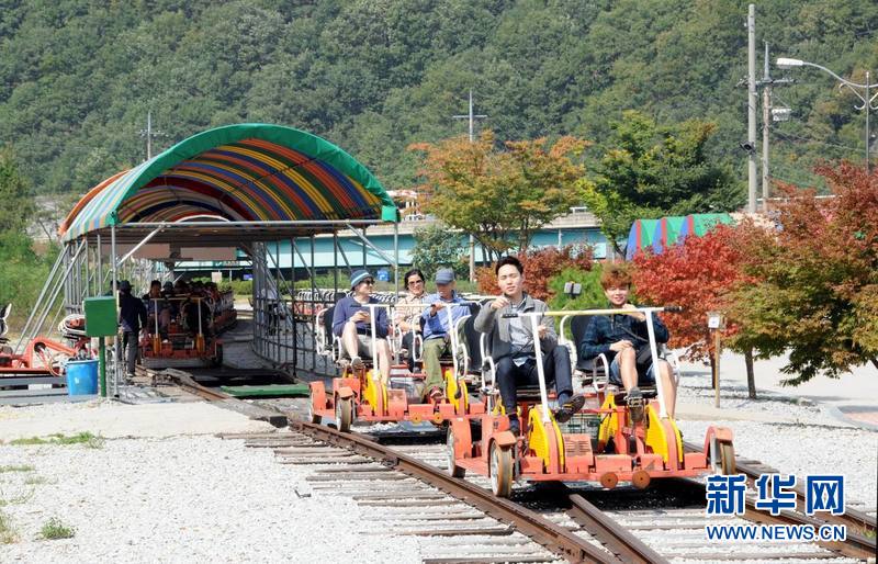 韓國“軌道自行車”與“列車旅館”（高清組圖）