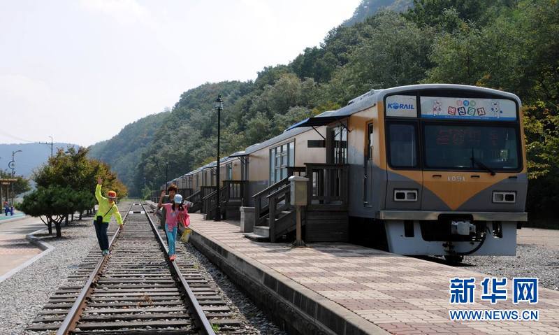 韓國“軌道自行車”與“列車旅館”（高清組圖）