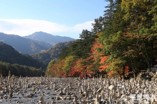 雪岳山百潭寺的秋天【組圖】