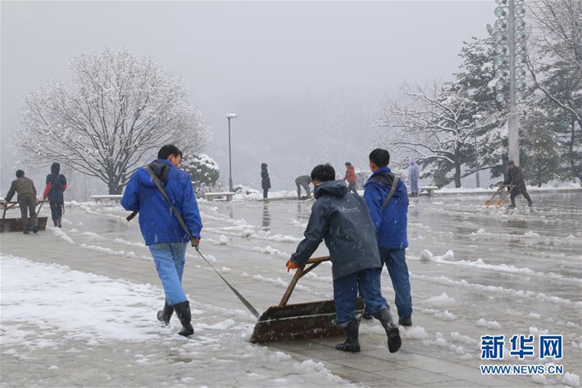 平壤迎來今冬初雪（高清組圖）