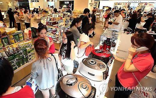 中國游客熱捧韓國電飯煲 韓免稅店推買鍋送米（圖）