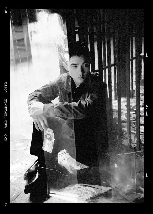 EXO新曲《Lotto》18日公開 張藝興世勛黑白預(yù)告照帥炸 【組圖】